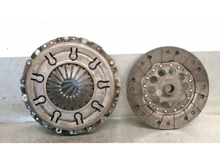 Recambio de kit embrague para audi a4 berlina (8e) 1.8 20v referencia OEM IAM 06B198141DX 06B198141DX LUK