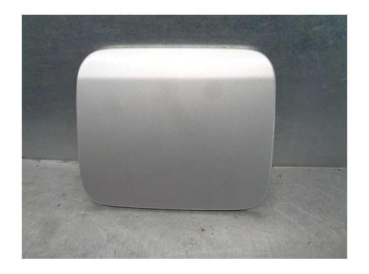 Recambio de tapa exterior combustible para mitsubishi space runner (n60) 2.0 i glx (i) referencia OEM IAM   