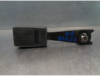 Recambio de enganche cinturon para mitsubishi space runner (n60) 2.0 i glx (i) referencia OEM IAM MR779345  DEL DER.