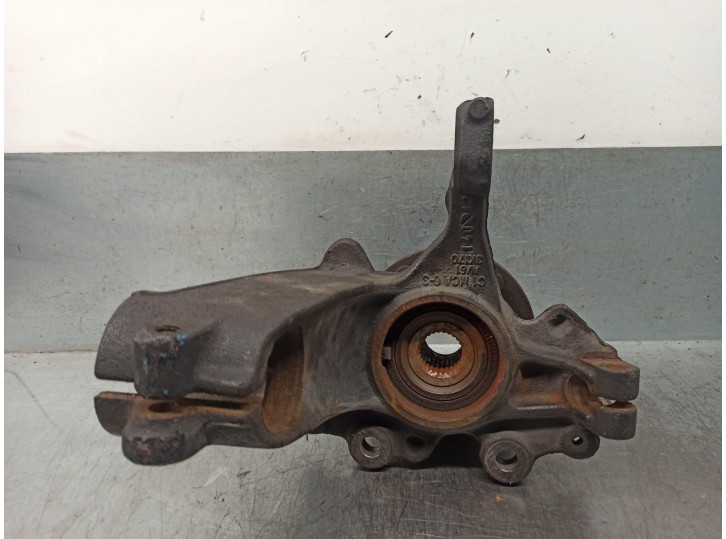 Recambio de mangueta delantera derecha para ford focus lim. (cb8) 1.0 ecoboost cat referencia OEM IAM AV613K170  