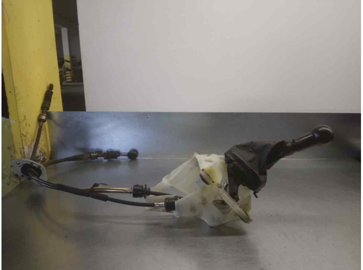Recambio de palanca cambio para mitsubishi space runner (n60) 2.0 i glx (i) referencia OEM IAM MR446977 