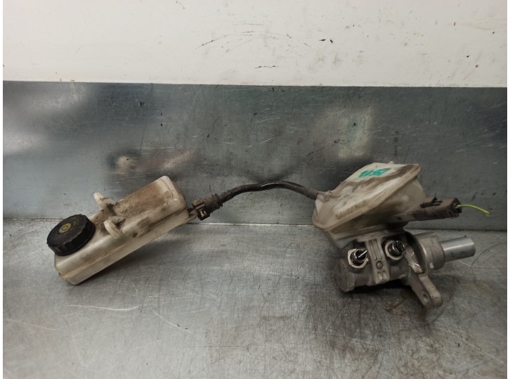 Recambio de bomba freno para citroën c4 berlina collection referencia OEM IAM 22447579 0204051007 BOSCH