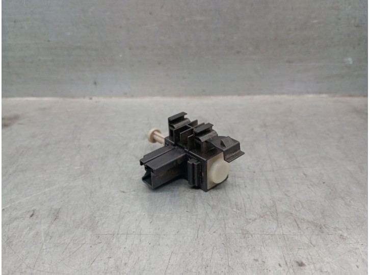 Recambio de interruptor para ford kuga ii (dm2) 2.0 tdci referencia OEM IAM 6G9T11A152AA 1439868 
