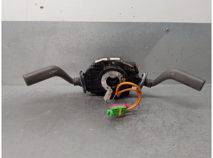 Recambio de mando luces para volvo s40 berlina 2.0 turbo cat referencia OEM IAM 30618097 