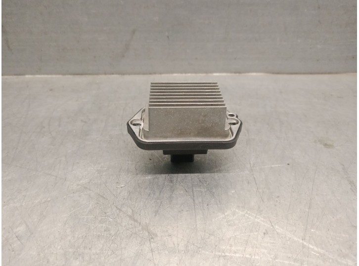 Replacement heater resistor for Mazda 2 sedan (DE) 1.5 16V CAT OEM IAM reference PM010010B GS1D61J15 