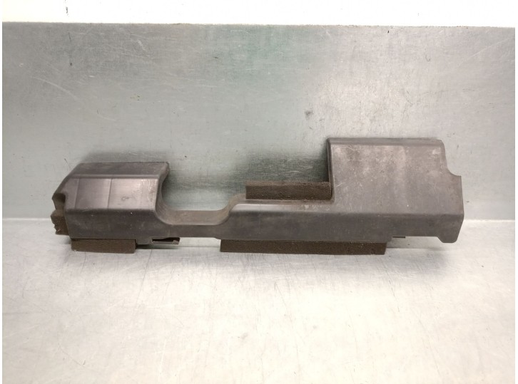 Recambio de molduras delanteras para kia stonic (yb) 1.2 cvvt referencia OEM IAM 29136H8010  