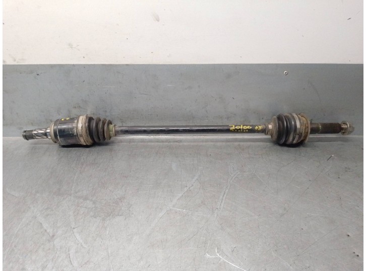 Recambio de transmision trasera izquierda para subaru xv 2.0 cat referencia OEM IAM 28421SC003  