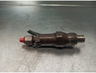 Replacement injector for Renault Megane I Saloon Hatchback (BA0) 1.9 Turbodiesel CAT (F8Q-784) OEM IAM reference LCR6735401D