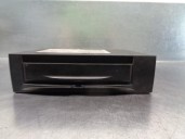 Replacement GPS navigation system for Volvo XC90 T6 Executive Geartronic (5 seats) OEM IAM reference 