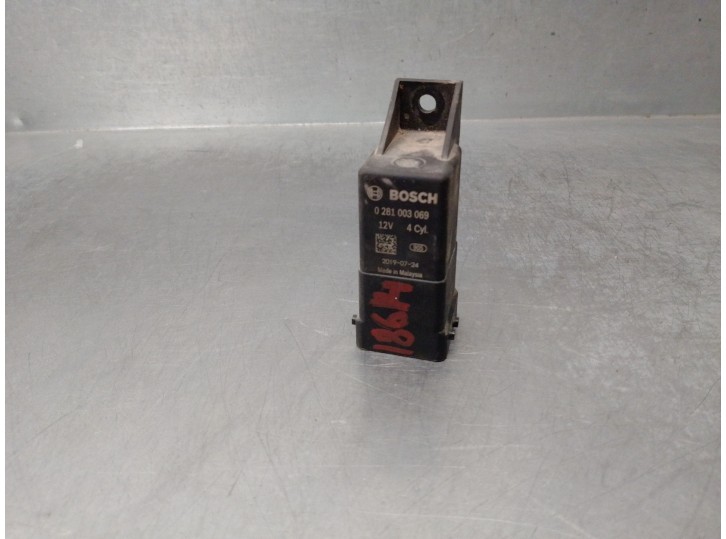 Recambio de caja precalentamiento para mitsubishi l 200 (kl0/kj0) 2.2 di-d cat referencia OEM IAM 0281003069 0281003069 BOSCH