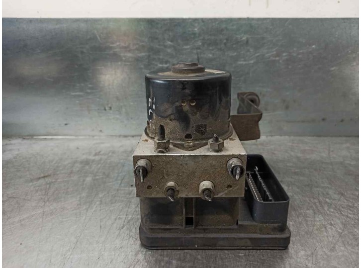 Recambio de abs para volvo v50 familiar 2.4i kinetic referencia OEM IAM 4N512C405AD 10020601224 ATE