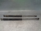 Replacement tailgate / boot lid struts for Volvo V50 Estate 2.4i Kinetic OEM IAM reference 30716189 