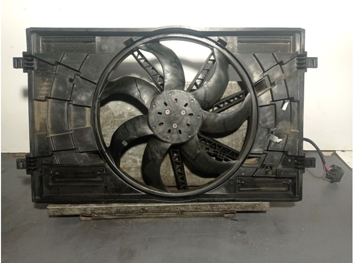 Recambio de electroventilador para volkswagen passat b8 (3g2, cb2) 2.0 tdi referencia OEM IAM 5Q0121207AP 5Q0121205AF 2317460005