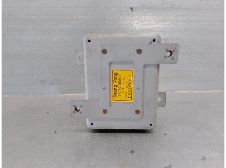Recambio de modulo electronico para ssangyong musso 2.9 tdi grand lux referencia OEM IAM 8711005800  
