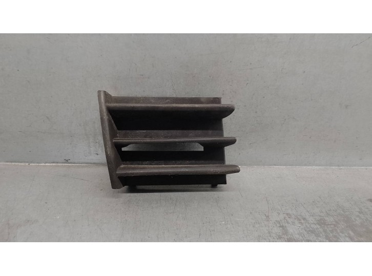 Recambio de molduras delanteras para skoda octavia berlina (1z3) 1.9 tdi referencia OEM IAM 1Z0853666  