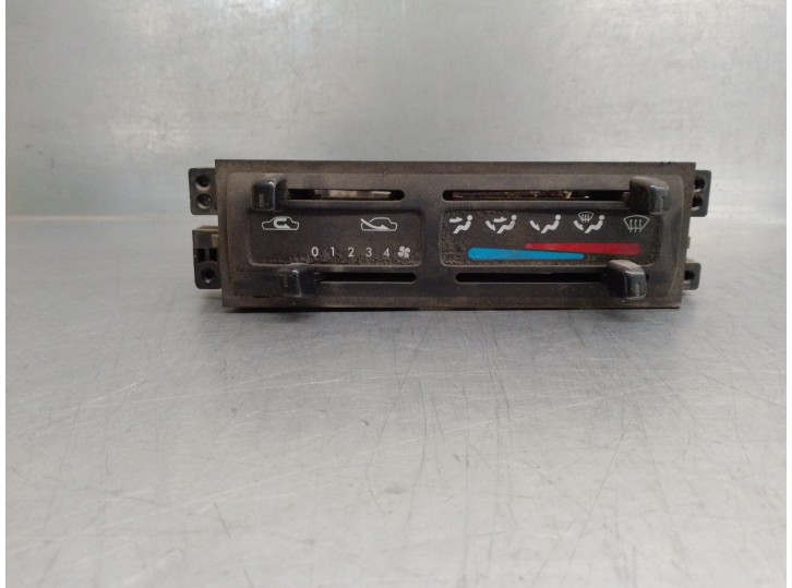 Replacement heater / air conditioning control for Nissan Vanette Cargo 2.3 Diesel OEM IAM reference 275008C802 