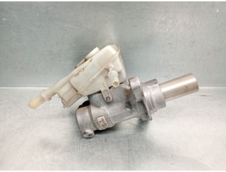 Replacement brake master cylinder for Ford Transit Connect 1.6 TDCi CAT OEM IAM reference DV612140C 1901455 