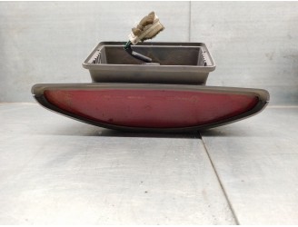 Recambio de luz central de freno para ssangyong musso 2.9 tdi grand lux referencia OEM IAM 8386005000XAAP  