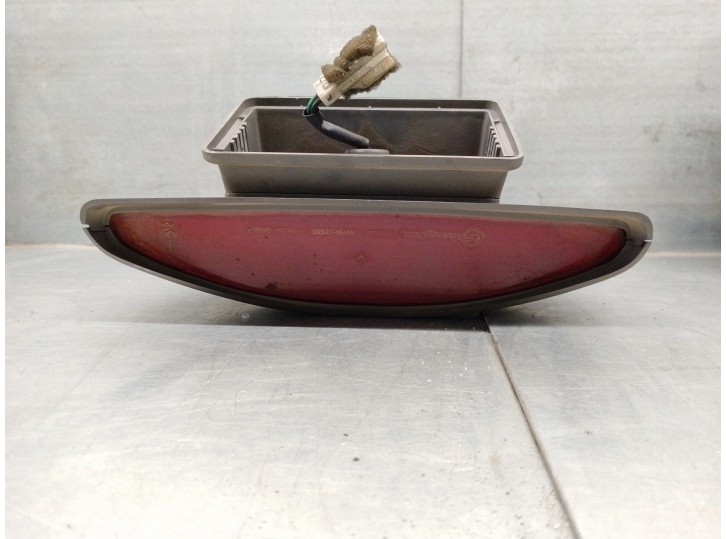 Recambio de luz central de freno para ssangyong musso 2.9 tdi grand lux referencia OEM IAM 8386005000XAAP  