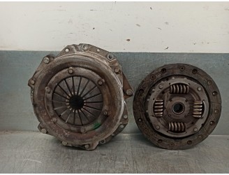 Recambio de kit embrague para peugeot 207 1.4 referencia OEM IAM 205286 118019710 LUK