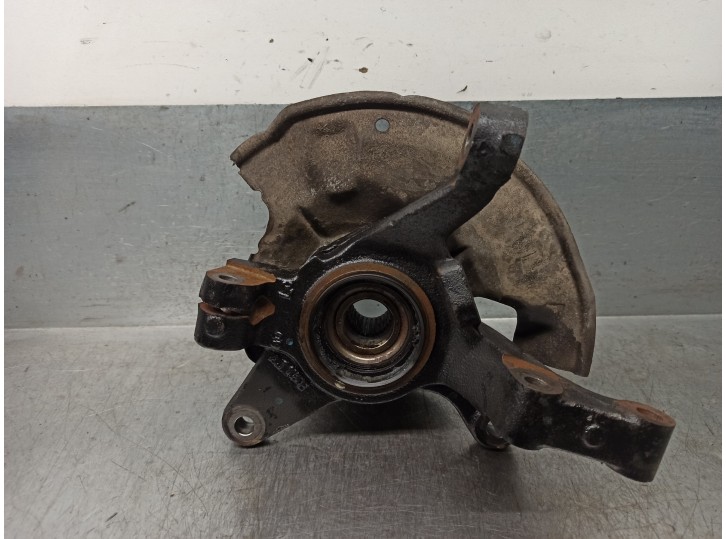 Recambio de mangueta delantera izquierda para kia shuma ii 1.6 cat referencia OEM IAM 0K2C033031C  