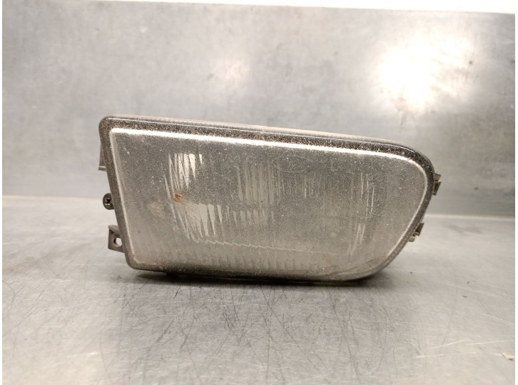Recambio de faro antiniebla derecho para bmw 5 (e39) 525 tds referencia OEM IAM 63178377941 63178377942 