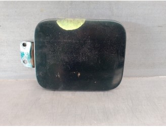 Recambio de tapa exterior combustible para ssangyong musso 2.9 tdi grand lux referencia OEM IAM 5259005000 