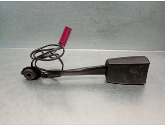 Recambio de enganche cinturon para ford transit connect 1.6 tdci cat referencia OEM IAM DT11K61208DA 1809419 