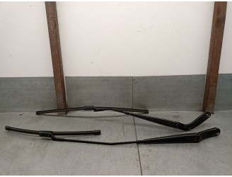 Recambio de brazo limpia delantero derecho para seat leon sportstourer (kl8, kld) 1.5 tsi referencia OEM IAM 5FB955410 5FB95540