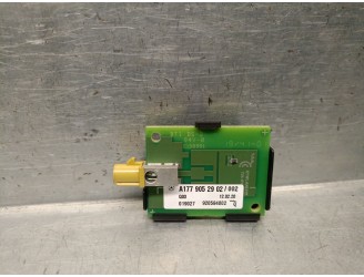 Recambio de antena para mercedes-benz cla shooting brake (x118) cla 200 (118.687) referencia OEM IAM A1779052902 