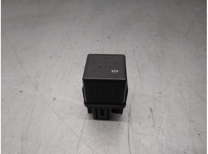 Recambio de rele para volvo s40 berlina td referencia OEM IAM MB953381 