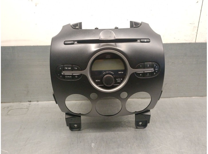 Recambio de sistema audio / radio cd para mazda 2 lim. (de) 1.5 16v cat referencia OEM IAM DL4066AR0 DL4066AR0 