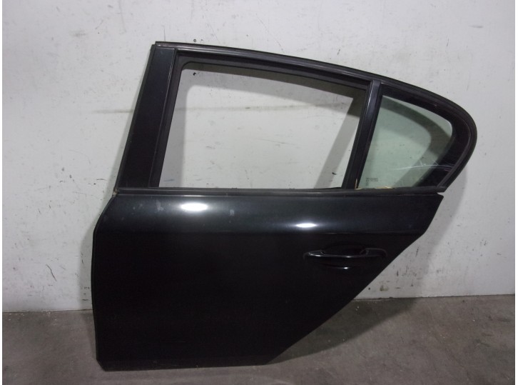 Replacement rear left door for BMW 1 Series Saloon (E81/E87) 2.0 16V Diesel OEM IAM reference 41525A2A383 BLACK 5 DO