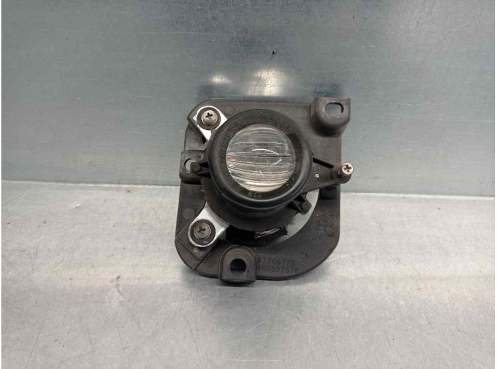 Recambio de faro antiniebla derecho para fiat 500 (312_) 1.2 (312axa1a) referencia OEM IAM 468587576 