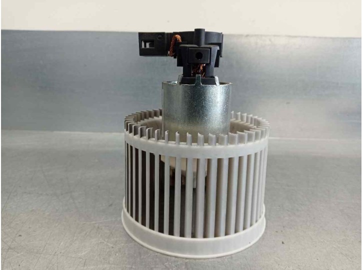 Recambio de motor calefaccion para fiat 500 (312_) 1.2 (312axa1a) referencia OEM IAM MS2725007362  