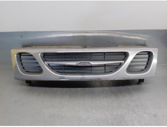 Recambio de rejilla delantera para saab 9-3 berlina 2.0 cat referencia OEM IAM 4677894 