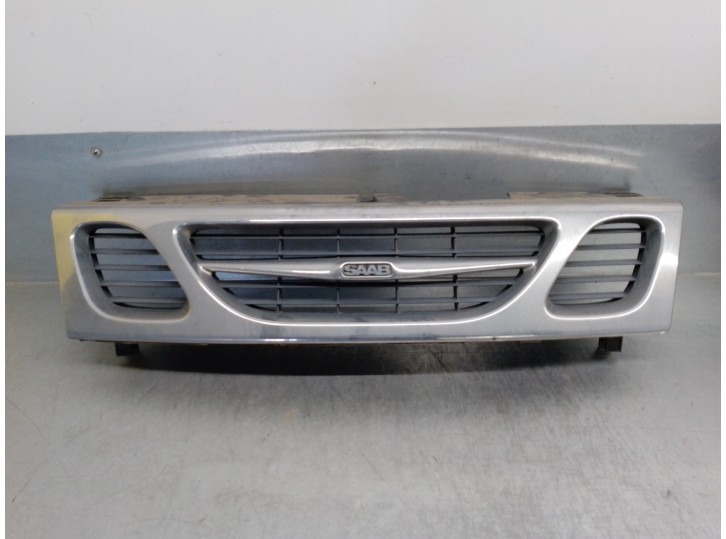 Recambio de rejilla delantera para saab 9-3 berlina 2.0 cat referencia OEM IAM 4677894 
