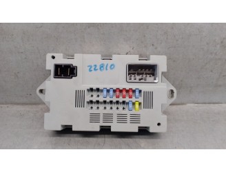 Recambio de caja reles / fusibles para land rover range rover evoque (l538) 2.0 d 4x4 referencia OEM IAM CPLA14Q073AA LR041091 