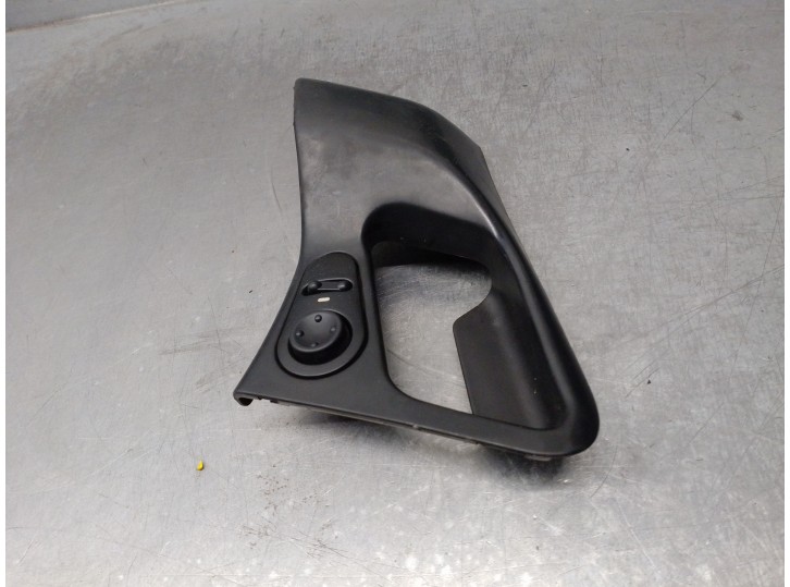 Recambio de mando elevalunas delantero izquierdo para citroën xantia berlina 2.0 hdi cat (rhy / dw10td) referencia OEM IAM 96130