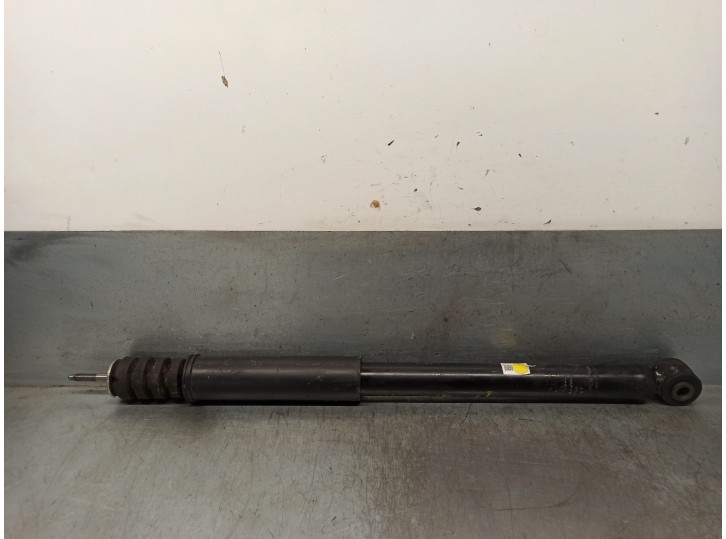Recambio de amortiguador trasero izquierdo para dacia jogger ml referencia OEM IAM 562101521R PN7110308F MANDO