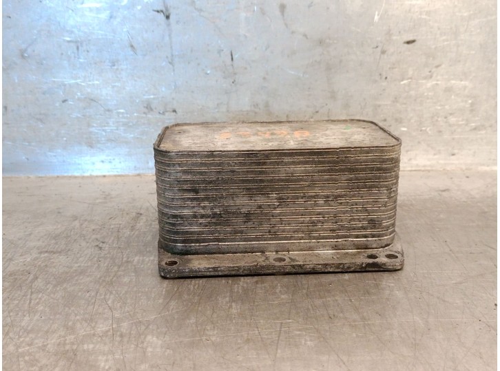 Recambio de enfriador aceite motor para opel movano b kasten/combi 2.3 cdti referencia OEM IAM 70346768 4420402 