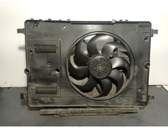 Recambio de electroventilador para volvo v40 hatchback (525) d2 referencia OEM IAM 31686809 31686809 C9G4A