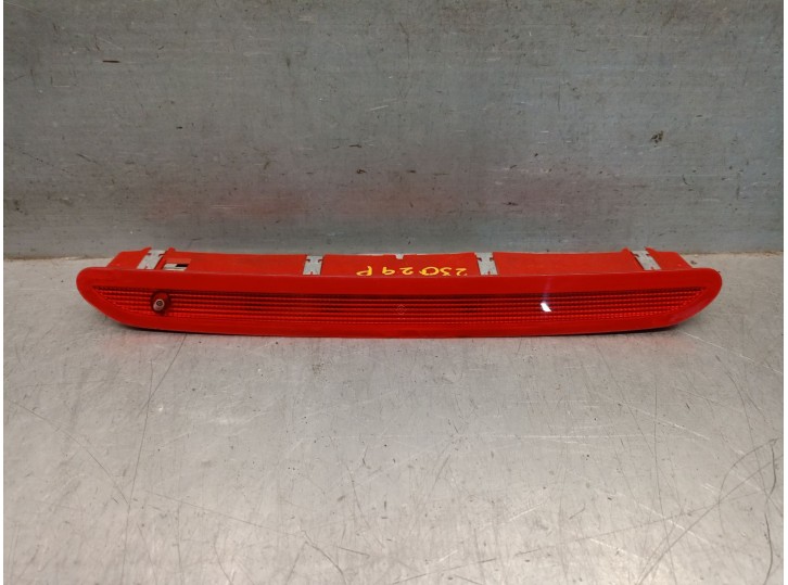 Recambio de luz central de freno para volkswagen golf vi (5k1) 1.6 tdi referencia OEM IAM 5K0945087B  