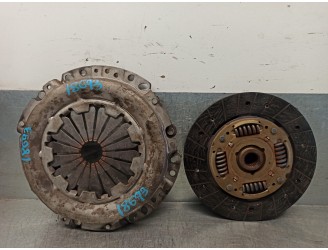 Replacement clutch kit for Renault Clio II Phase I (B/CBO) 1.4 16V OEM IAM reference 7701477017 