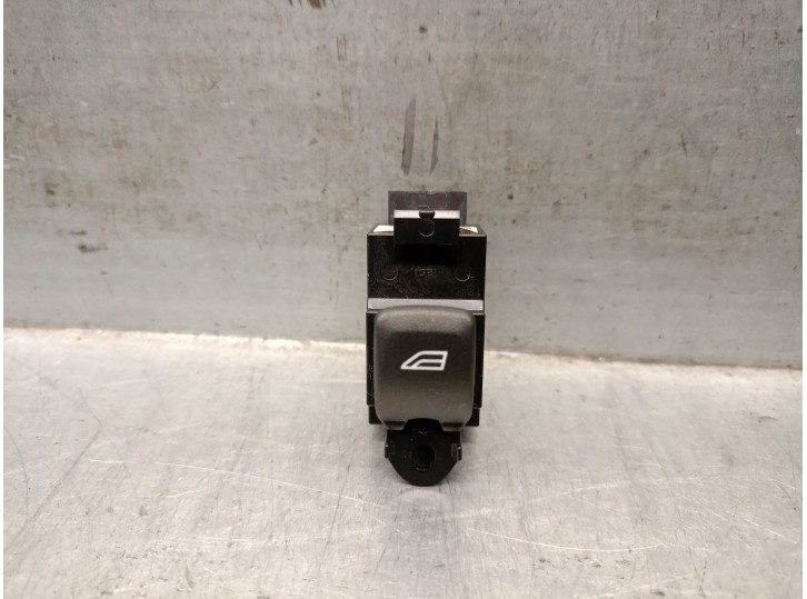 Recambio de mando elevalunas delantero derecho para volvo v40 hatchback (525) d2 referencia OEM IAM 31394840 31394840 