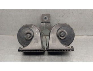 Recambio de claxon para land rover range rover evoque (l538) 2.0 d 4x4 referencia OEM IAM BJ3213A803AD LR108387 