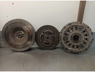 Recambio de kit embrague para nissan navara pick-up (d40m) 2.5 dci cat referencia OEM IAM 123108X00A  