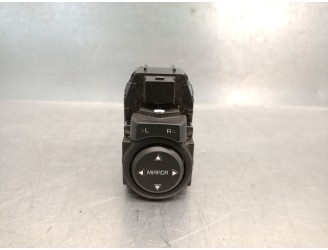 Recambio de mando retrovisor para kia stonic (yb) 1.2 cvvt referencia OEM IAM 93530H8200 93530H8200 