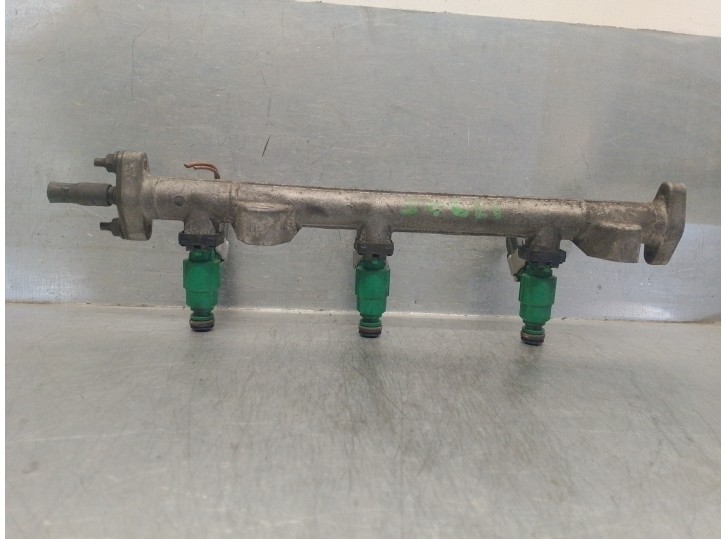 Replacement fuel injector rail for Hyundai Santa Fe (SM) 2.7 V6 CAT OEM IAM reference 3534026900 3534026900 