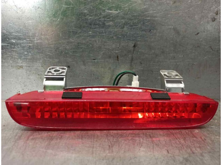 Recambio de luz central de freno para kia picanto 1.0 concept referencia OEM IAM 